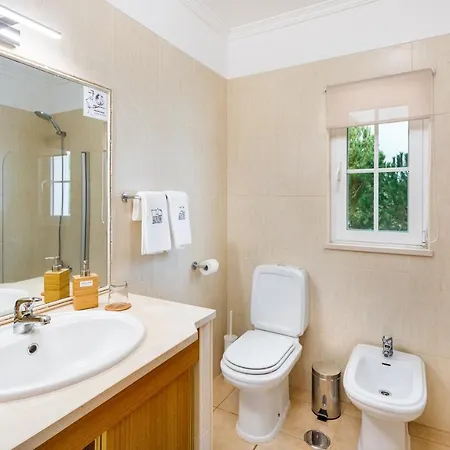 Villa Falesia Ocean By The Portuguese Butler Albufeira