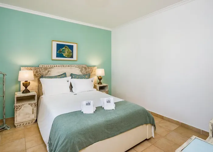 Villa Falesia Ocean By The Portuguese Butler Albufeira